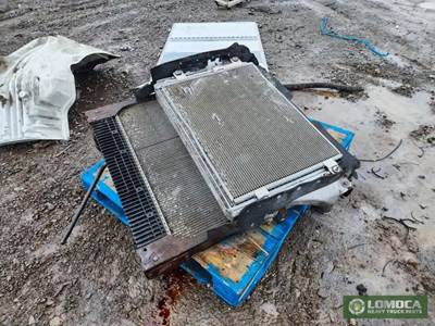 Freightliner M2 106 Radiator