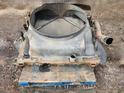 International Paystar 5900i Radiator