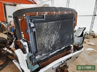 Kenworth T880 Radiator