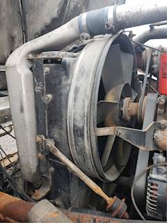 Mack MR688S Radiator