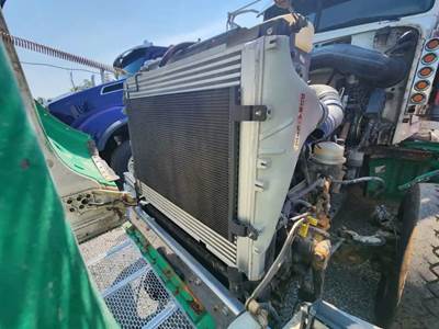 Peterbilt 367 Radiator