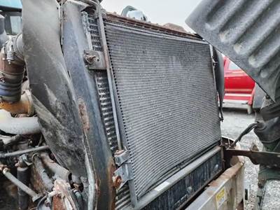 Peterbilt 387 Radiator
