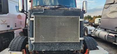 Peterbilt 567 Radiator