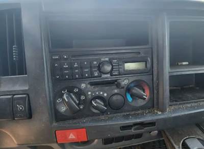 GMC W5500 Radio