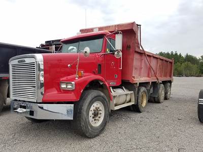 Freightliner FLD120 Salvage Truck