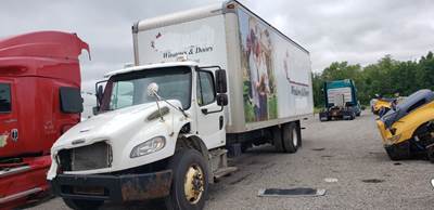 Freightliner M2 106 Salvage Truck