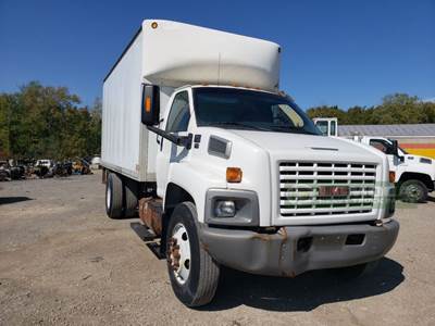 GMC C7500 Salvage Truck