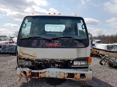 GMC W5500 Salvage Truck