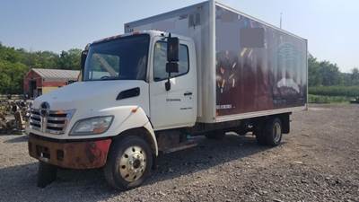 Hino 165 Salvage Truck