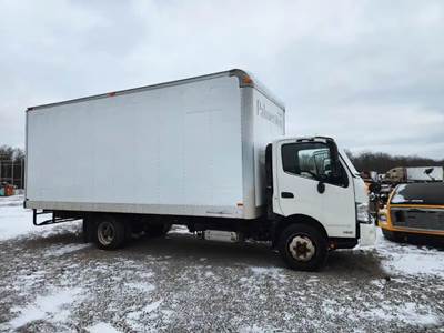 Hino 195 Salvage Truck
