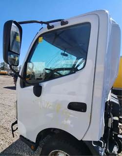 Hino 195 Salvage Truck