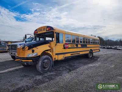 IC Bus PB105 Salvage Truck