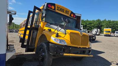 IC Bus PB105 Salvage Truck