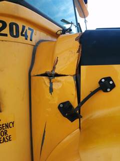 International 3800 Salvage Truck