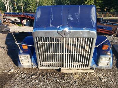 International 9300 Salvage Truck