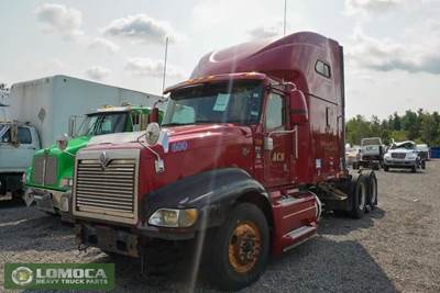 International 9400i Salvage Truck