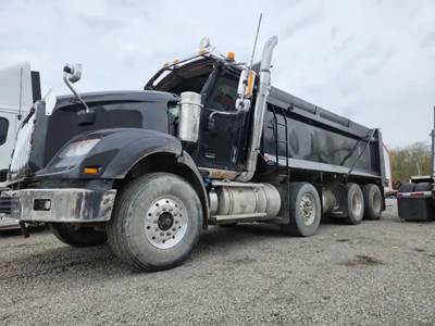 International HX620 Salvage Truck