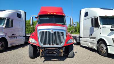 International ProStar Salvage Truck
