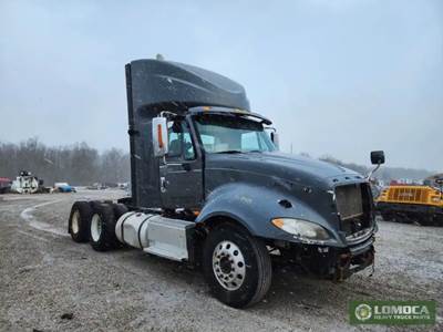 International ProStar Salvage Truck