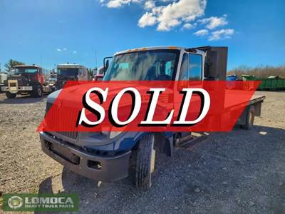 International TerraStar Salvage Truck