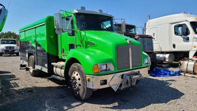 Kenworth T300 Salvage Truck