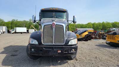 Kenworth T660 Salvage Truck