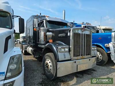 Kenworth W900 Salvage Truck