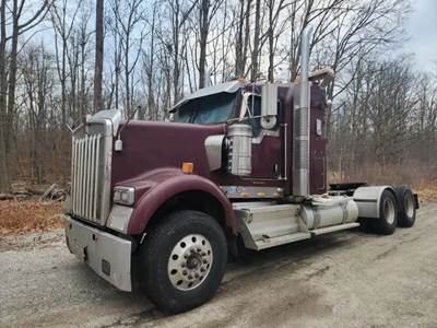 Kenworth W900 Salvage Truck
