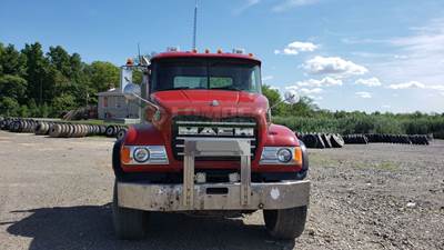 Mack Granite CV713 Salvage Truck