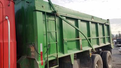 Mack Granite GU813 Salvage Truck