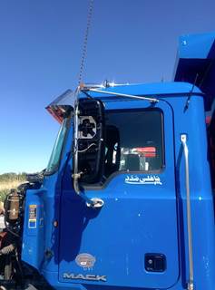 Mack Granite GU813 Salvage Truck