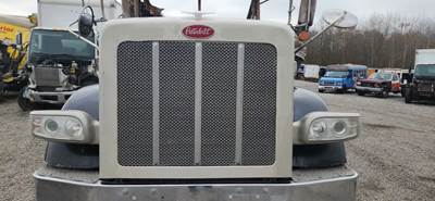 Peterbilt 367 Salvage Truck