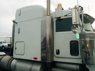 Peterbilt 379 Salvage Truck