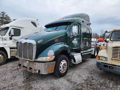 Peterbilt 387 Salvage Truck