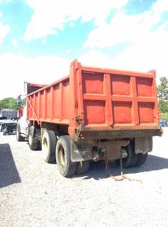 Sterling L9522 Salvage Truck