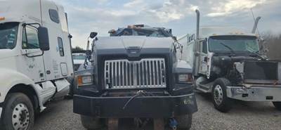 Western Star 4700 Salvage Truck