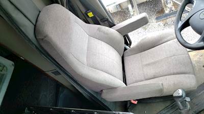Freightliner Cascadia 125 Left Seat
