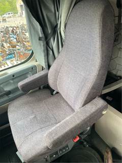 Freightliner Cascadia 125 Right Seat