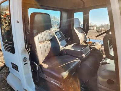 GMC T7500 Right Seat
