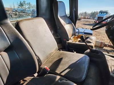 GMC T7500 Seat