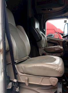 International 9200i Seat