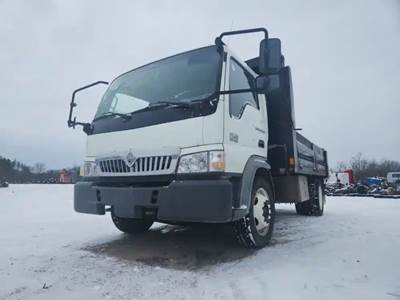 International CF600 Right Seat