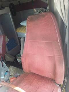 Mack Vision CXN613 Seat for a 2007 Mack CXN613