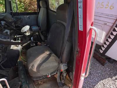 Volvo AUTOCAR ACL64 Left Seat