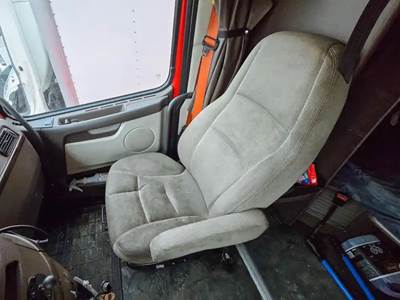 Volvo VNL Right Seat