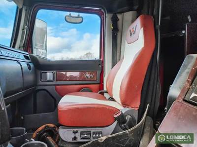 Western Star 5700 Right Seat