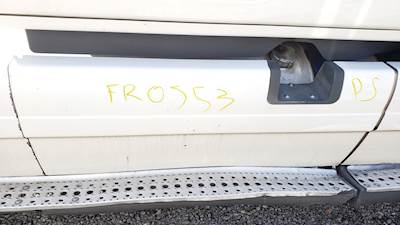 Freightliner Cascadia 125 Left Fairing