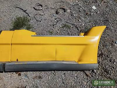 Freightliner Cascadia 125 Right Fairing