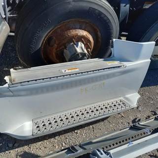 Freightliner Cascadia Fairing