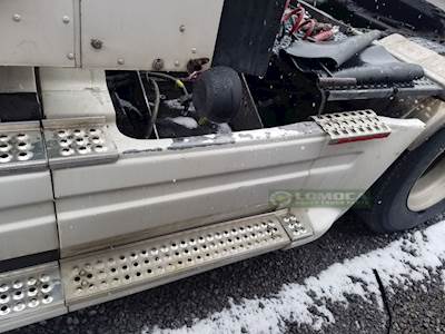 International 9200 Left Fairing